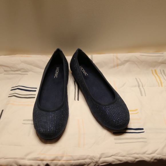 Vionic Spark Willow Navy Flats NIB Size 9 - Picture 2 of 9